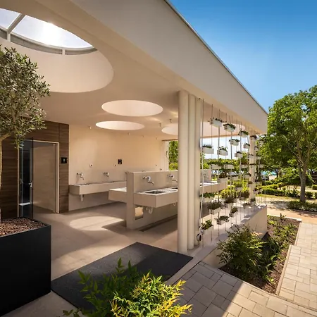 Camping Maistra Vestar Pitches Rovinj