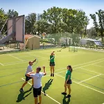Maistra Vestar Pitches